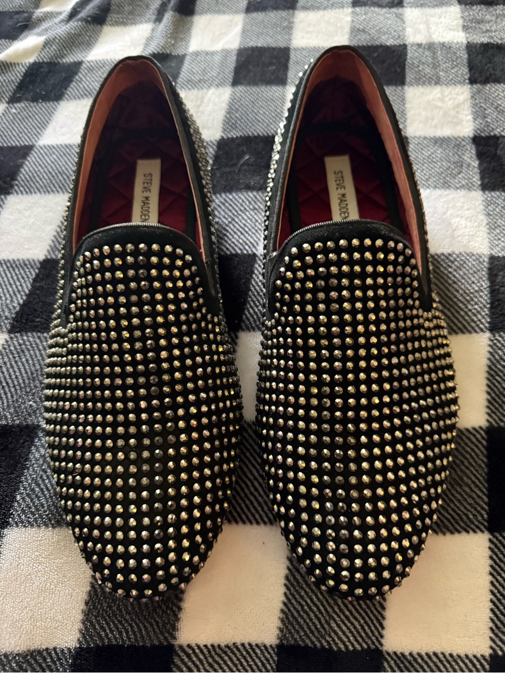Steve Madden White and Black Branded Shoe Box